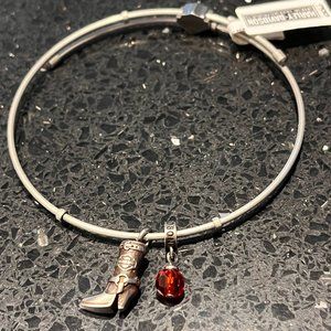 HARLEY DAVIDSON STAINLESS STEEL LADIES BOOT BANGLE BRACELET